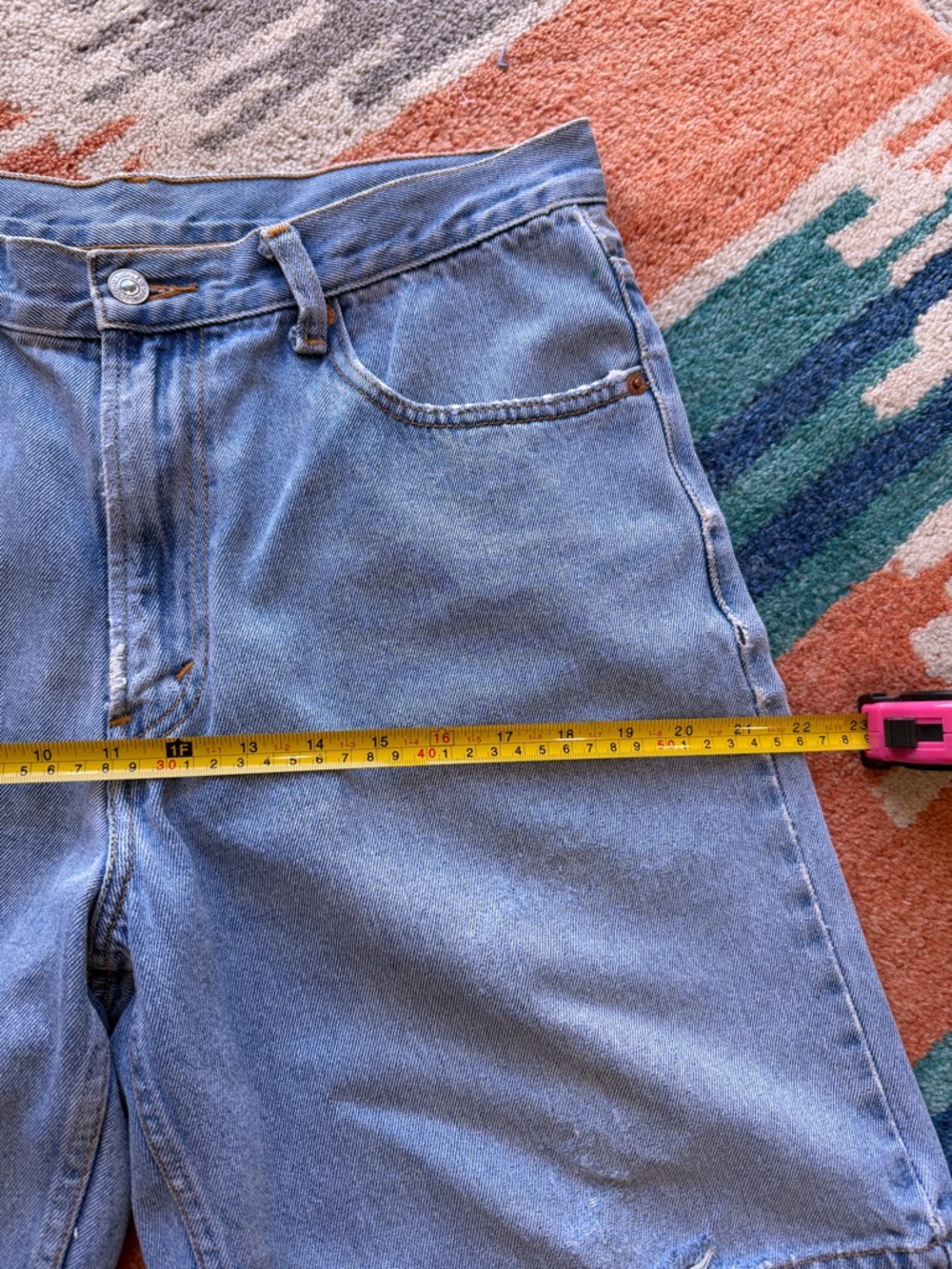 Levi's 550 Denim Bermuda Shorts Upcycled Reworked Graffiti Western Art - Picture 10 of 12